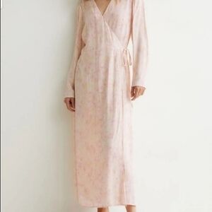 H&M crepe full length pink creme maxi wrap dress
